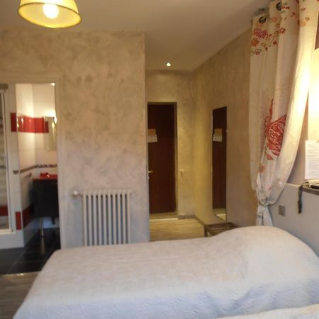Hotel Panoramic Et Des Bains Люс-Сен-Совер Екстериор снимка