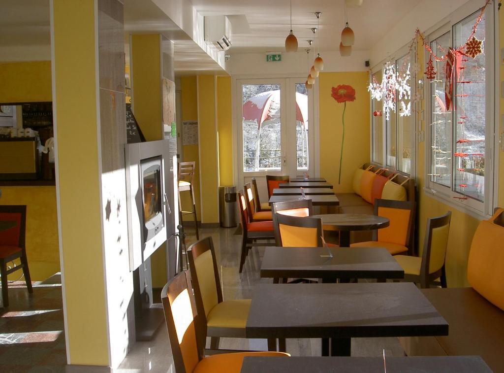 Hotel Panoramic Et Des Bains Люс-Сен-Совер Екстериор снимка